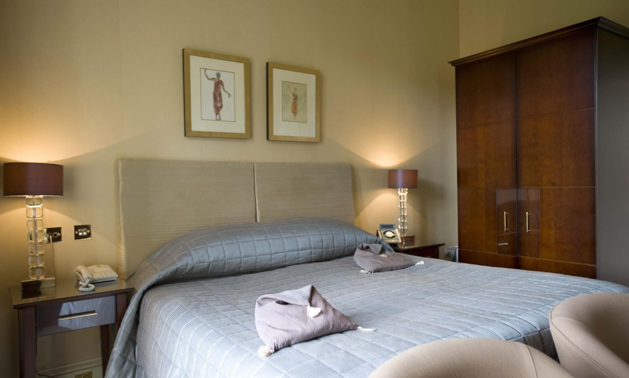 マー ホール ゴルフ＆スパ リゾート ビショップトン エクステリア 写真 A bedroom at the hotel