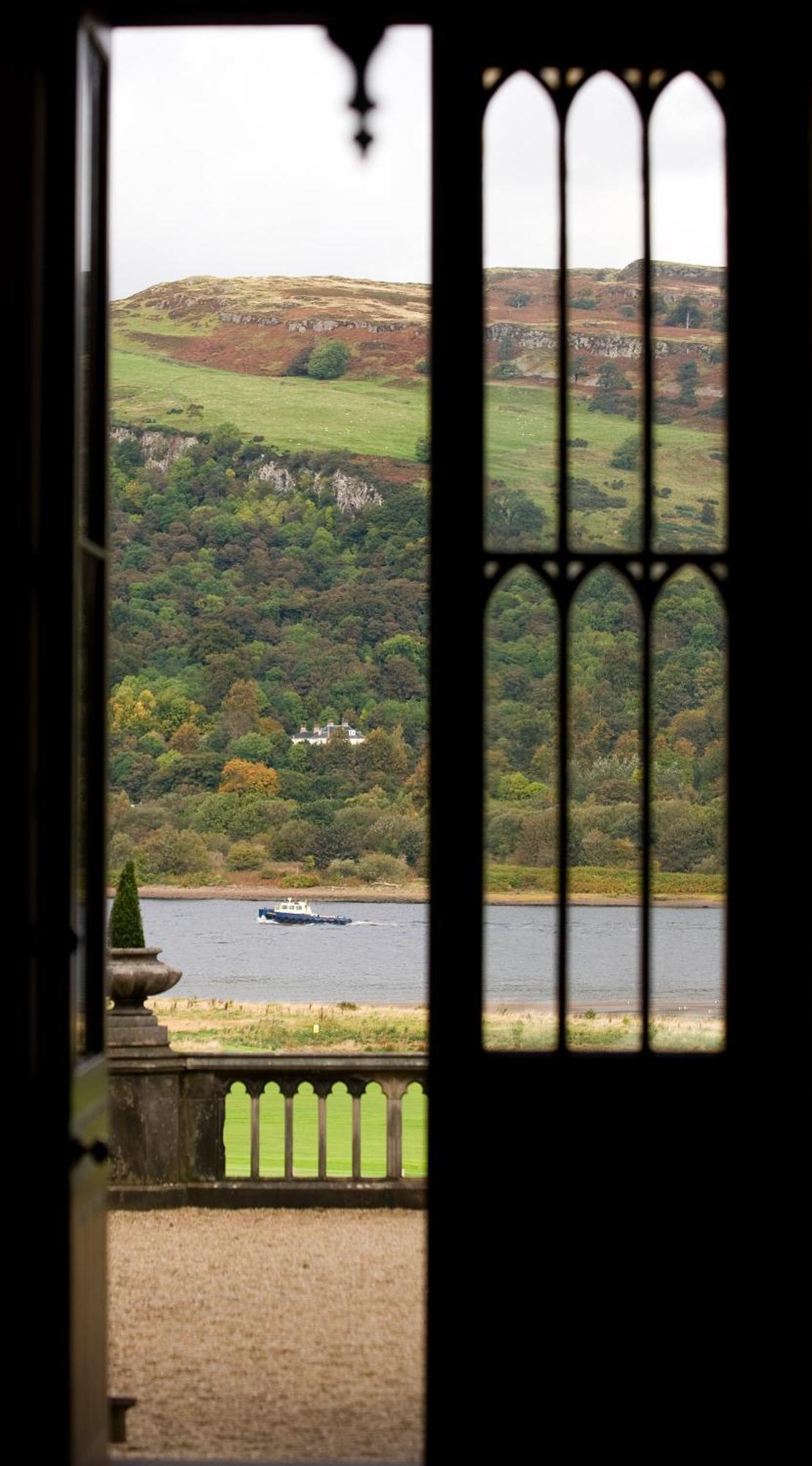 マー ホール ゴルフ＆スパ リゾート ビショップトン エクステリア 写真 View of the River Clyde from the window of the main house