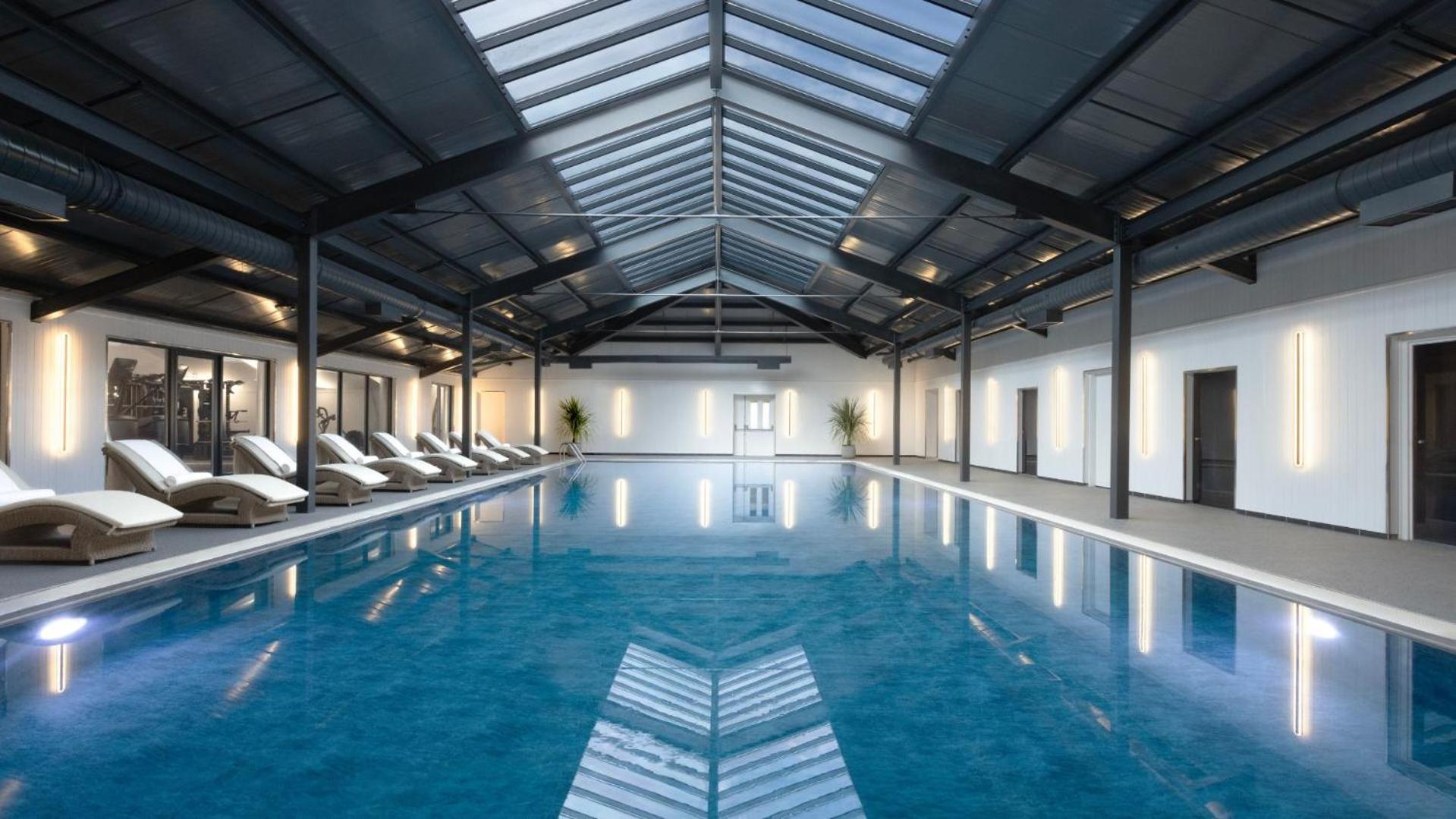 マー ホール ゴルフ＆スパ リゾート ビショップトン エクステリア 写真 The swimming pool at the hotel
